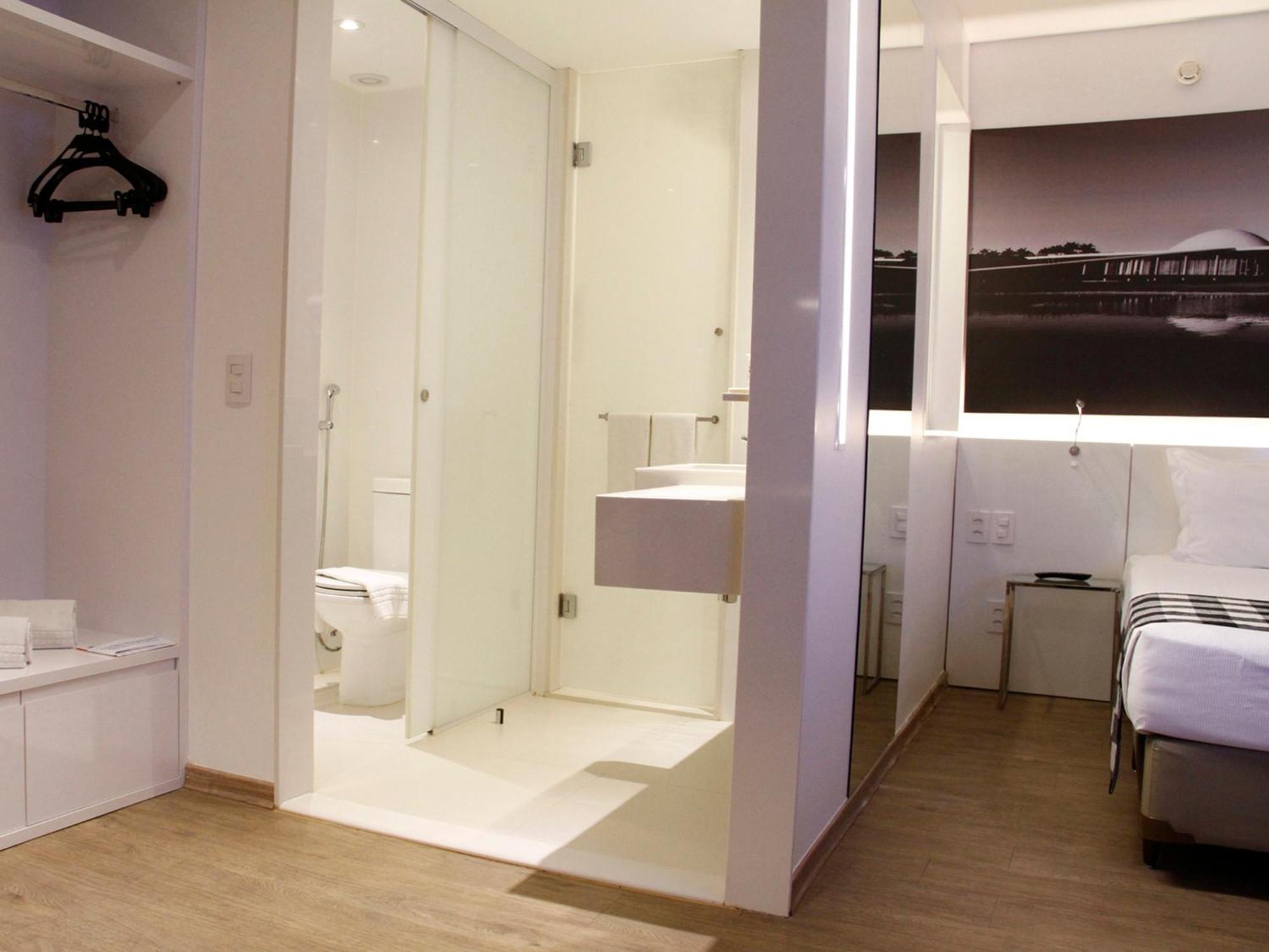Hotel Ibis Styles Brasilia Aeroporto Esterno foto
